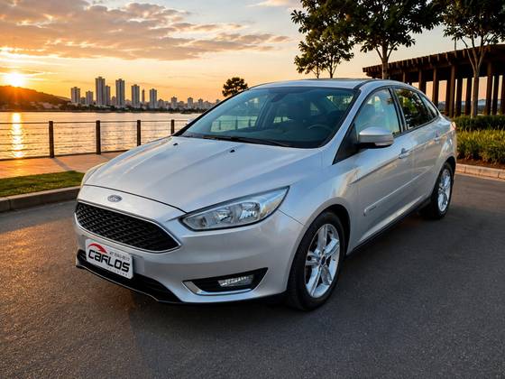 FORD FOCUS 2.0 SE SEDAN 16V FLEX 4P POWERSHIFT